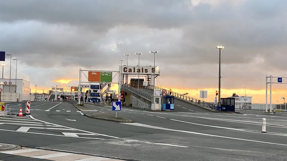 rüber auf die Insel: Calais, Frankreich, 4. November 2021