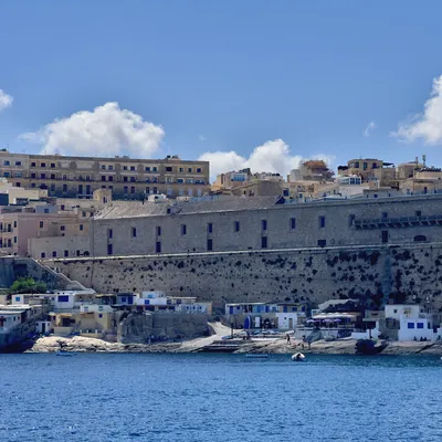 Valletta: Ħaż-Żabbar, Malta, 19. August 2024